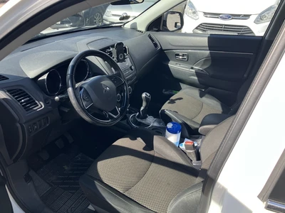 Mitsubishi ASX 1,6 MIVEC Invite 5MT 2016, photo 5/7