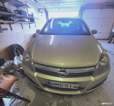 Opel Astra 2005, photo 2/6