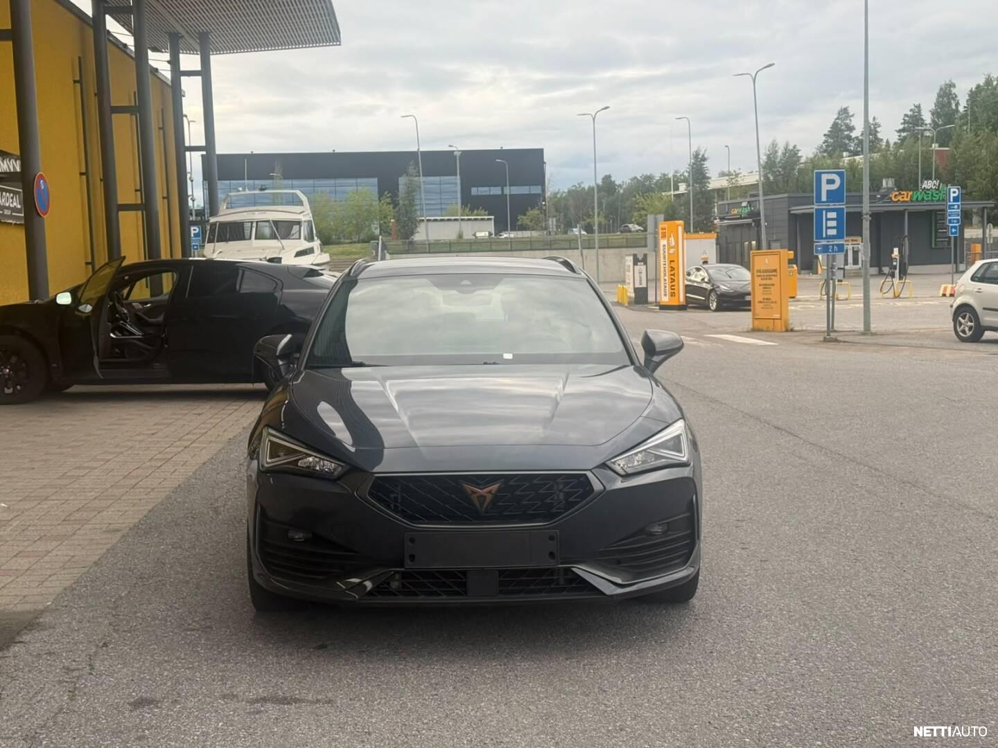 Cupra Leon Sportstourer 2024, kuva 2/13
