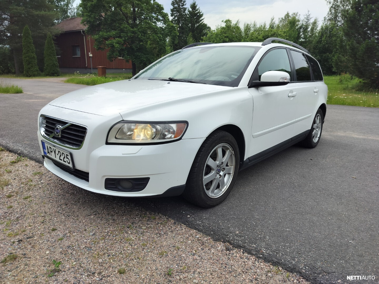 Volvo V50