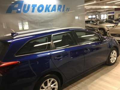 Toyota Auris Touring Sports 1,6 A Active 2017, kuva 2/16