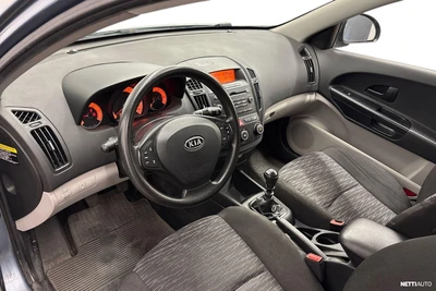 Kia Ceed 1,6 CRDi LX SW 2009, kuva 6/10