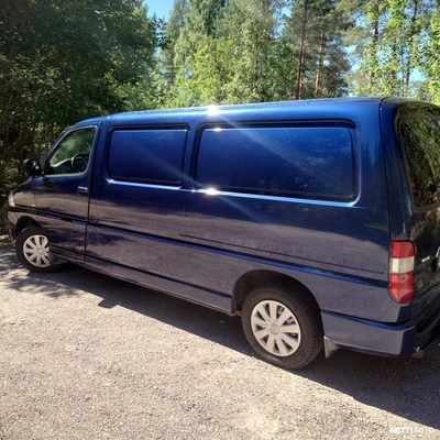 Toyota Hiace 2,5 D-4D 95 4ov pitkä 2010, photo 2/9
