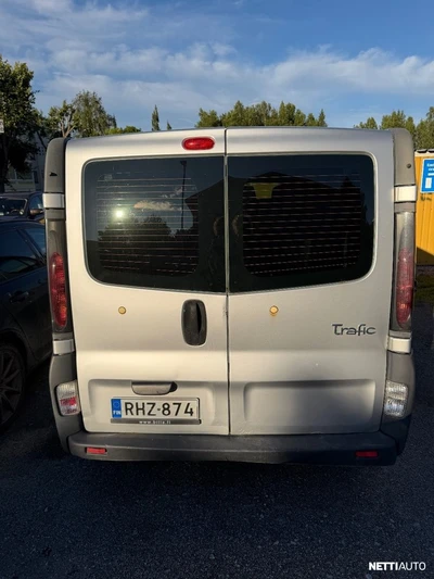 Renault Trafic 2004, photo 3/10