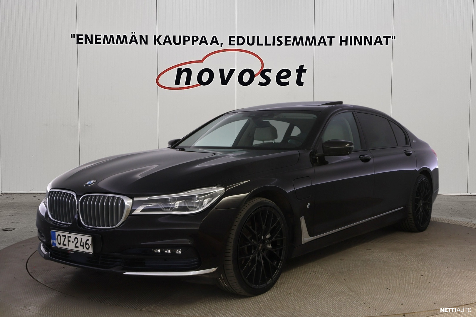 BMW 740