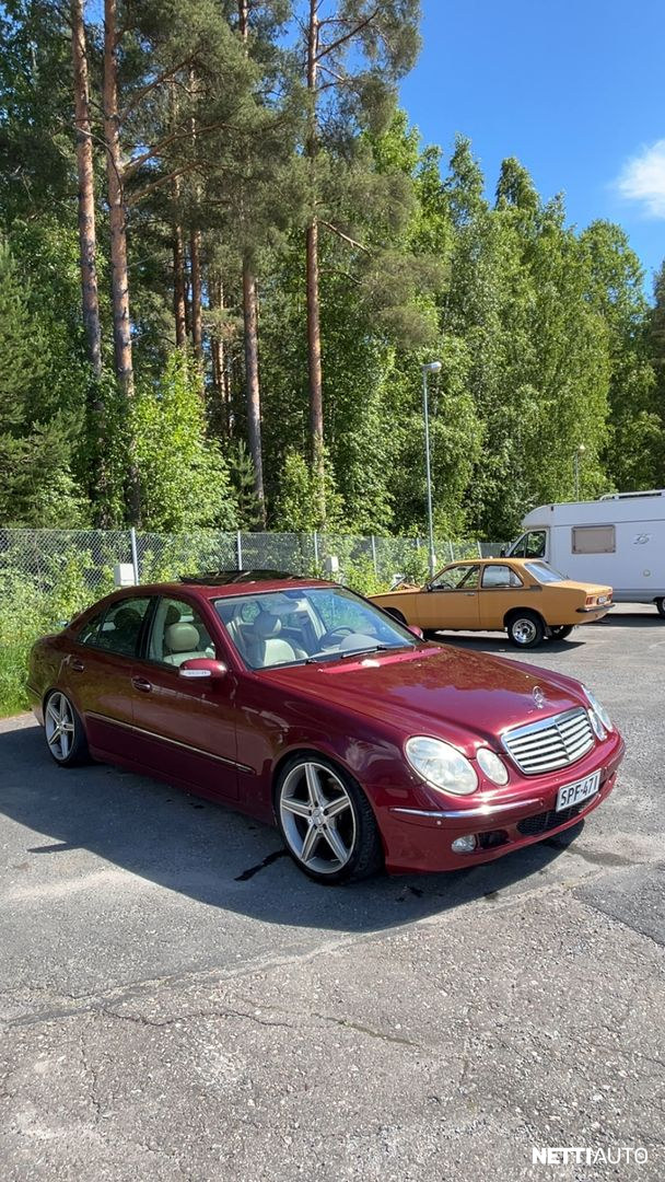 Mercedes-Benz E