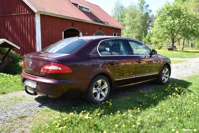 Skoda Superb 1,9 TDI DPF GreenLine 2010, photo 4/13