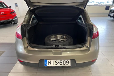 Renault Megane 2012, photo 4/8