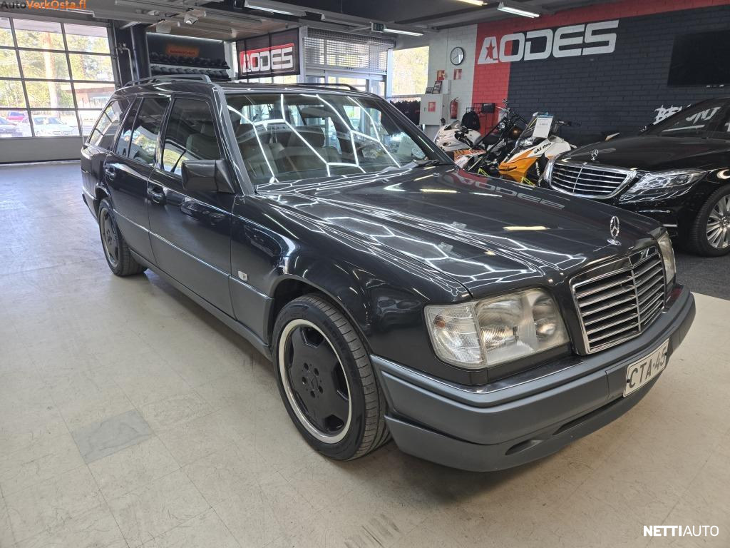 Mercedes-Benz E
