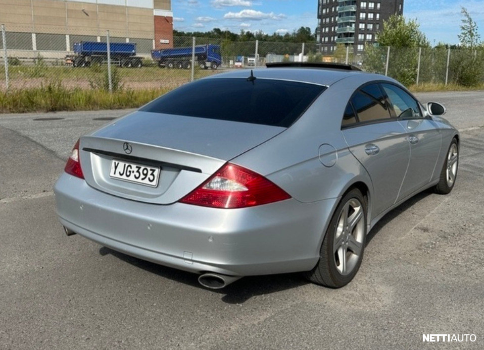 Mercedes-Benz CLS 2006, kuva 1/10