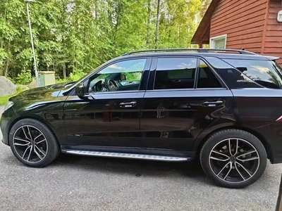 Mercedes-Benz GLE 2016, kuva 6/16