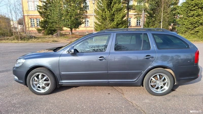 Skoda Octavia 2012, kuva 6/10