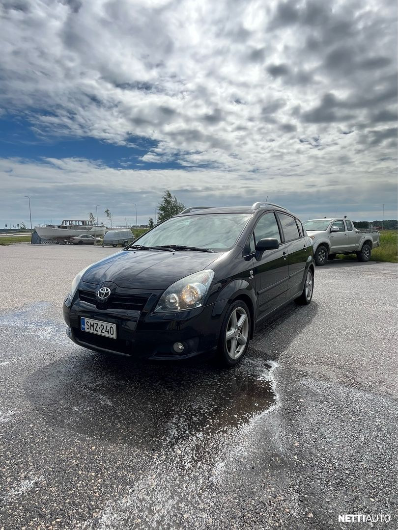Toyota Corolla Verso