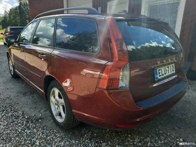 Volvo V50 2,0 Kinetic man 2011, kuva 5/13