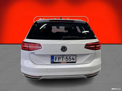 Volkswagen Passat 2016, photo 7/42