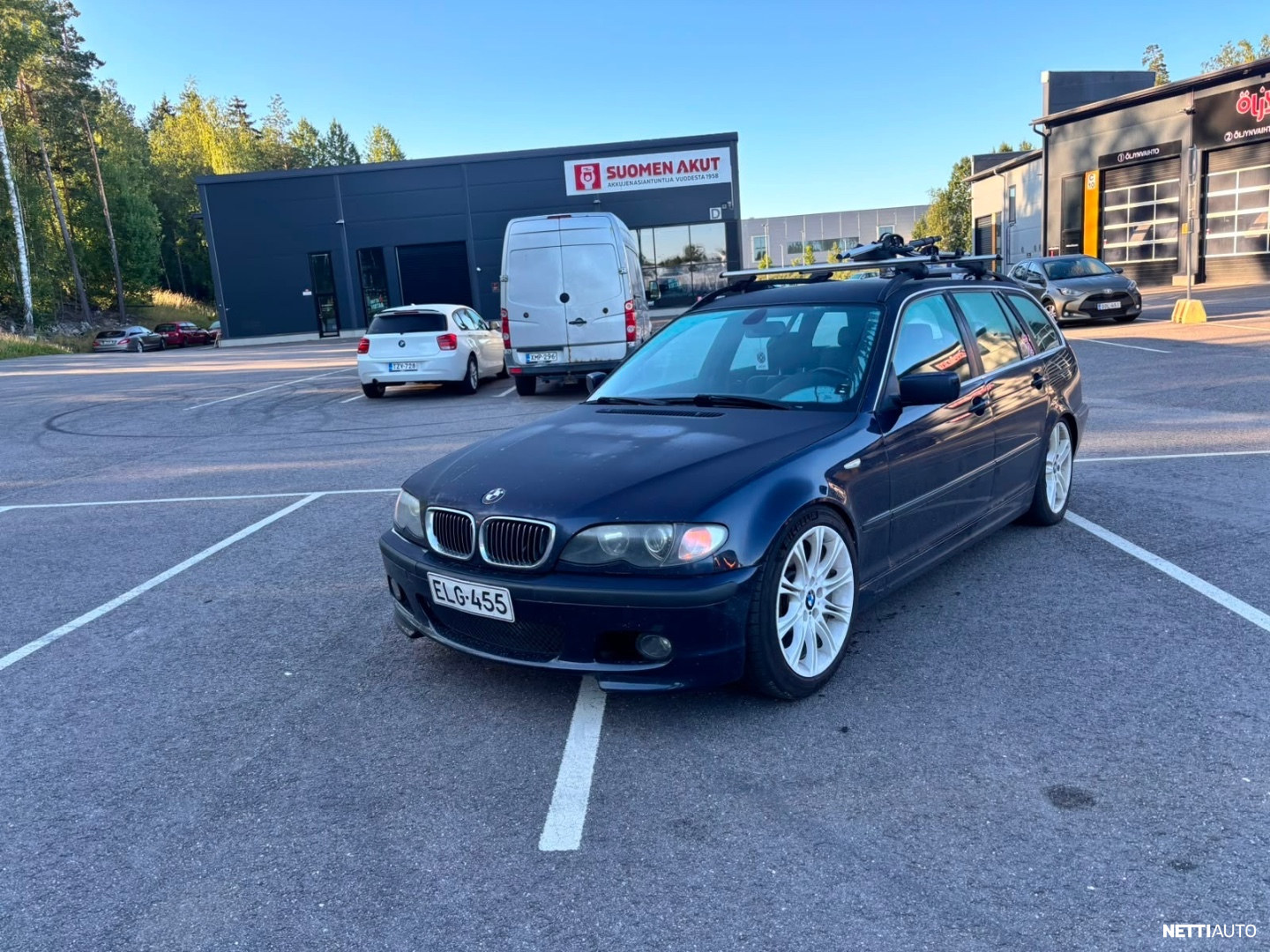 BMW 320
