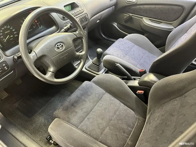 Toyota Corolla 2000, kuva 6/10