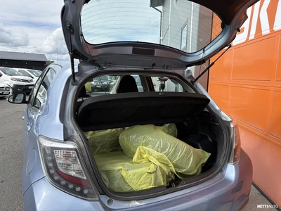 Toyota Yaris Hybrid Linea Sol 5ov 2013, kuva 8/8