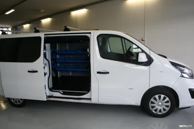 Opel Vivaro 2017, photo 1/23