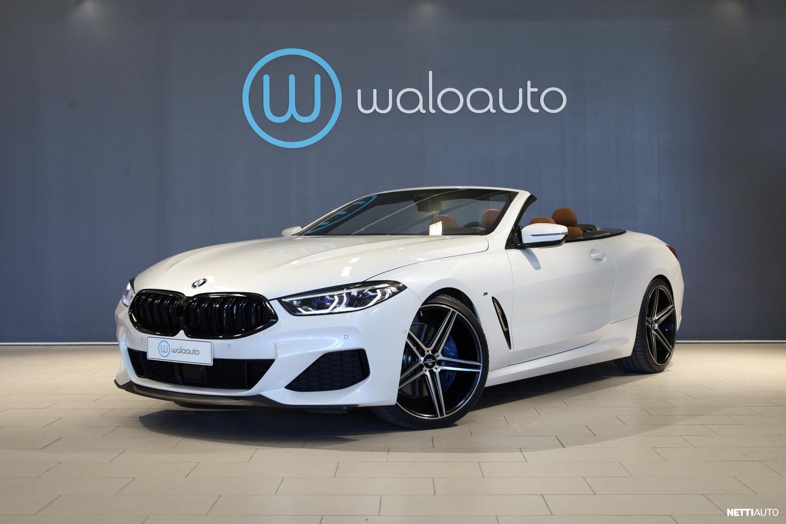 BMW 840