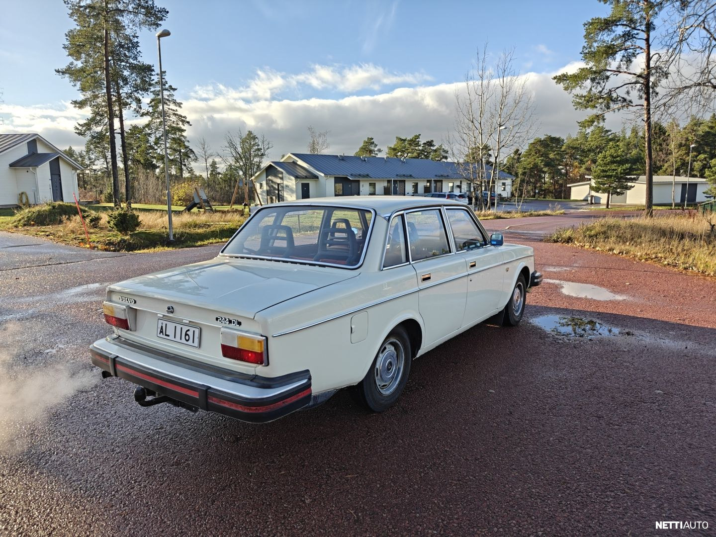 Volvo 240
