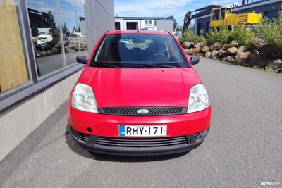 Ford Fiesta 1.3 3d JUURI KATSASTETTU 2003, photo 2/11