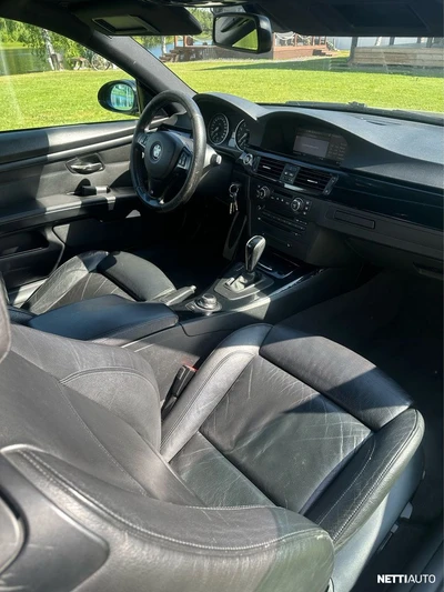 BMW 325 2007, photo 4/8