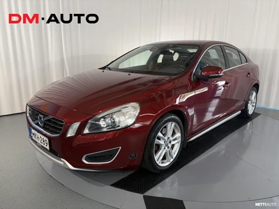 Volvo S60 2010, photo 1/10