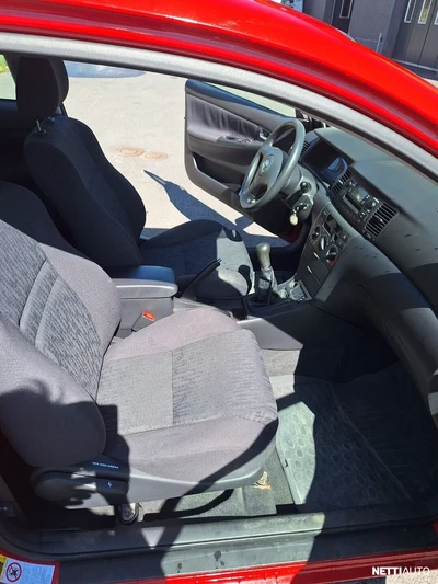 Toyota Corolla 2002, photo 6/9