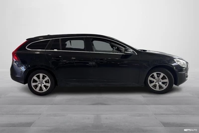 Volvo V60 D2 Momentum Business aut 2013, photo 4/10