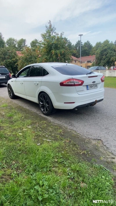 Ford Mondeo 2014, photo 7/10