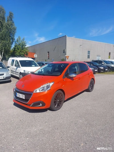 Peugeot 208 Style VTi 82 5-ov 2016, kuva 1/7