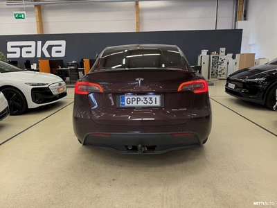 Tesla Model Y Performance 2023, photo 5/10