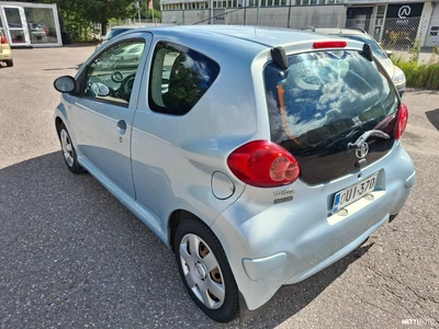 Toyota Aygo 1,0 VVT-i 3ov 2006, kuva 2/7