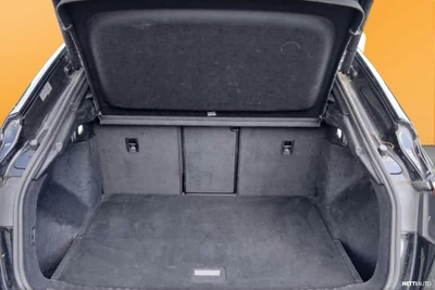 Audi Q4 e-tron 2022, photo 3/9