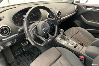 Audi A3 2019, photo 6/22