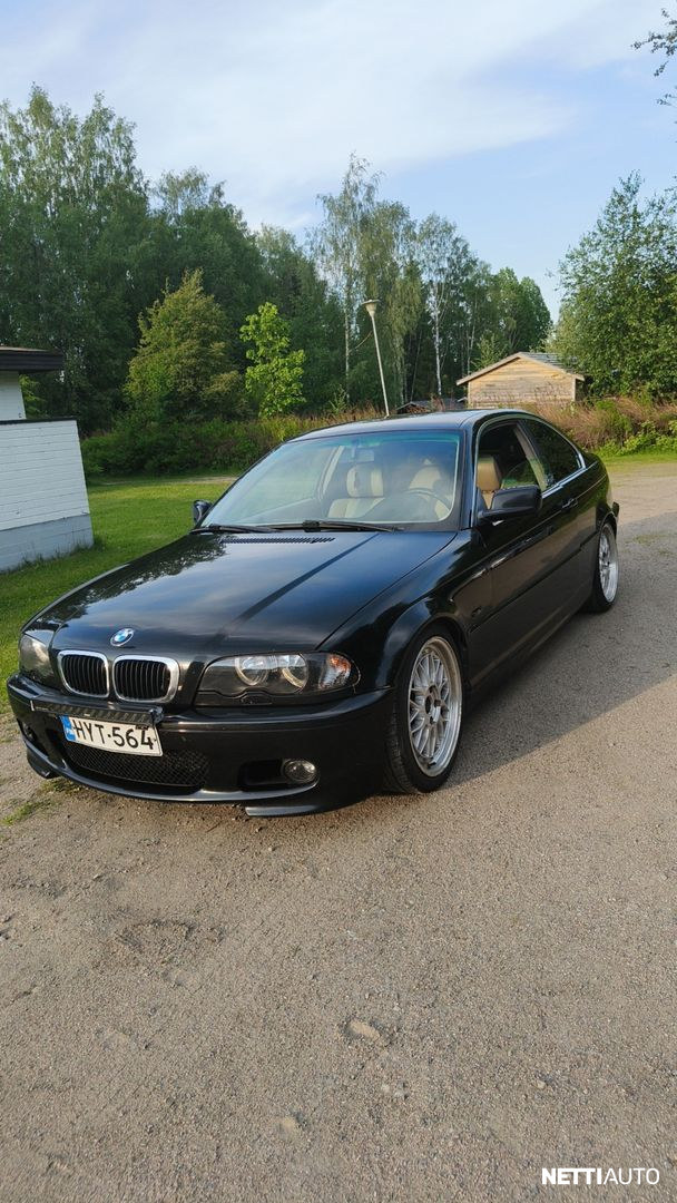 BMW 320