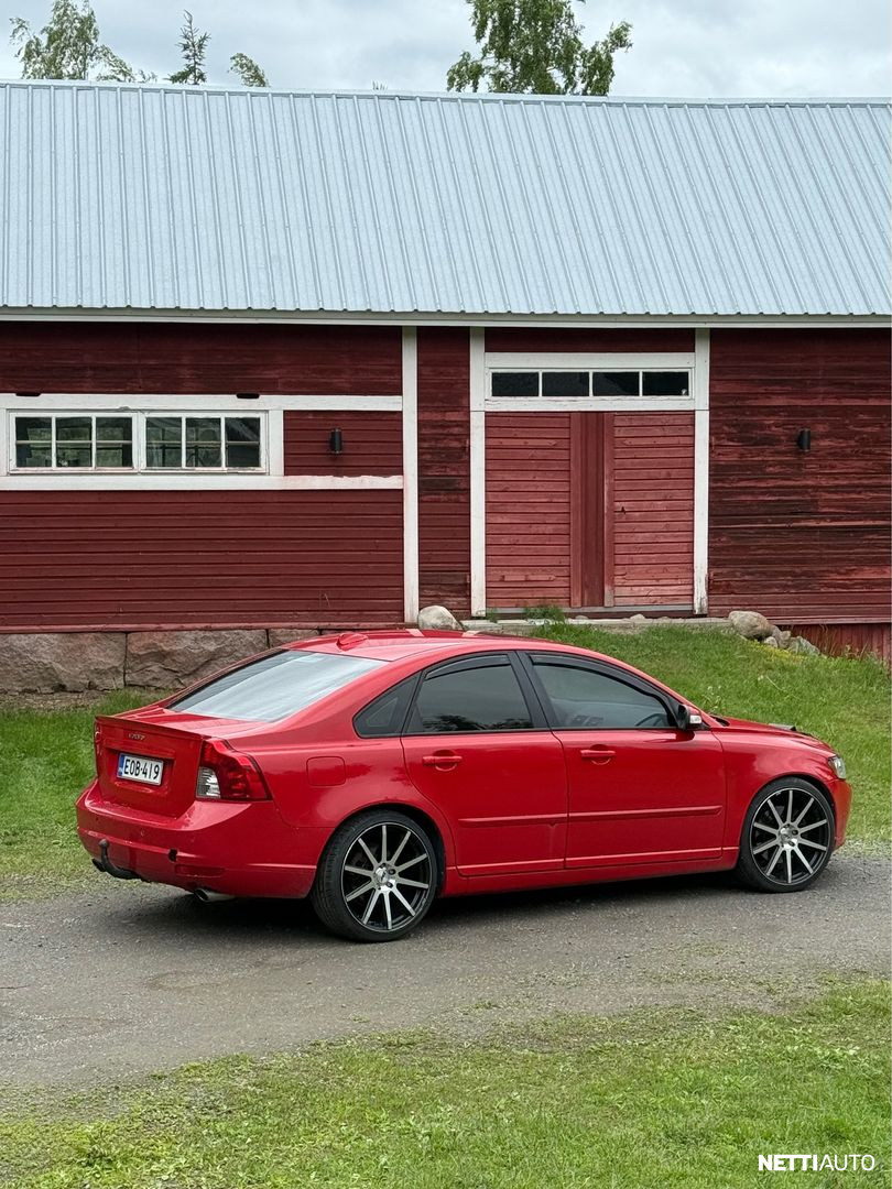Volvo S40