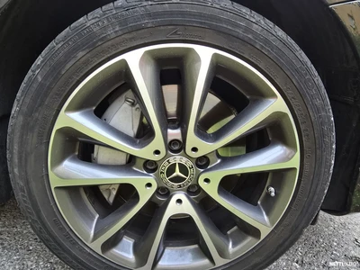 Mercedes-Benz E 2018, photo 4/12
