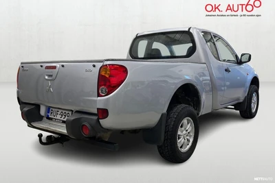 Mitsubishi L200 Club Cab Invite 2007, photo 5/22