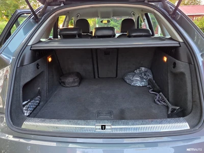 Audi Q3 2012, photo 5/10