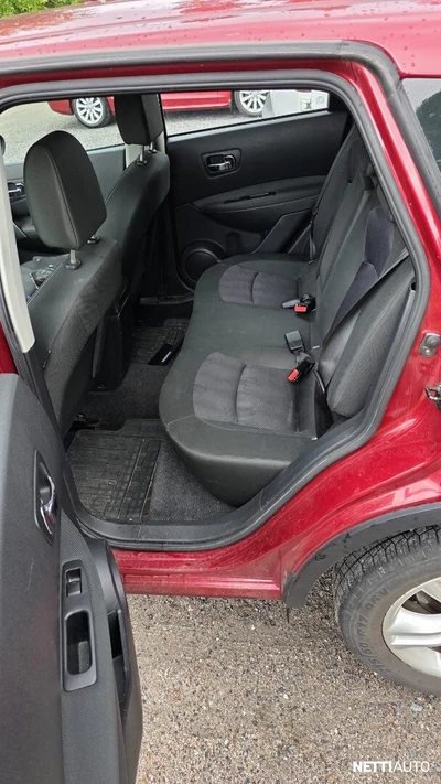 Nissan Qashqai 2012, photo 5/5