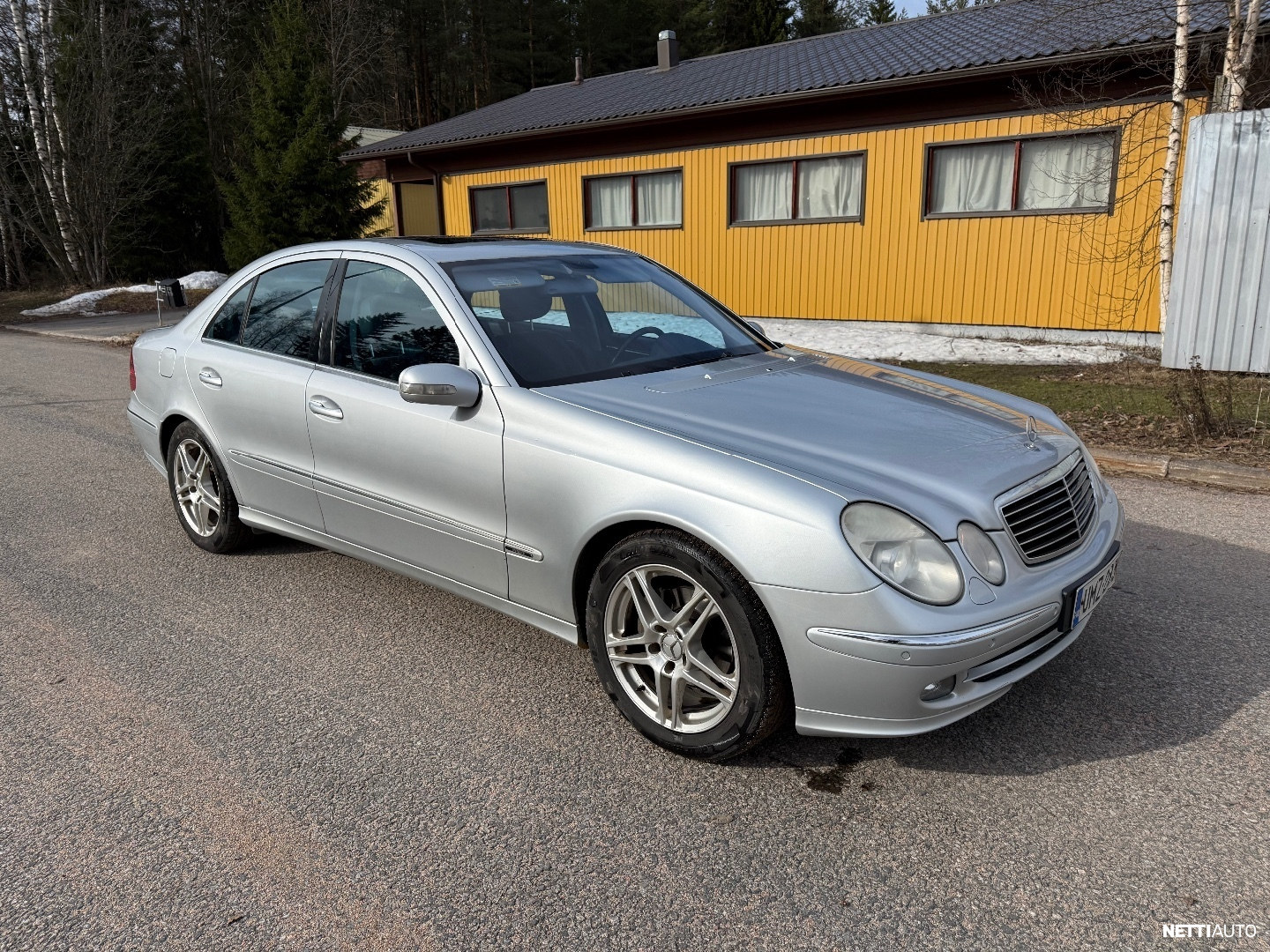 Mercedes-Benz E