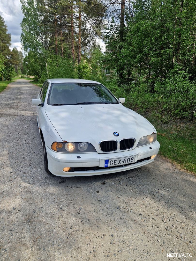 BMW 520
