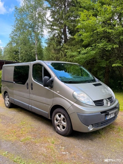 Renault Trafic 2013, photo 2/6