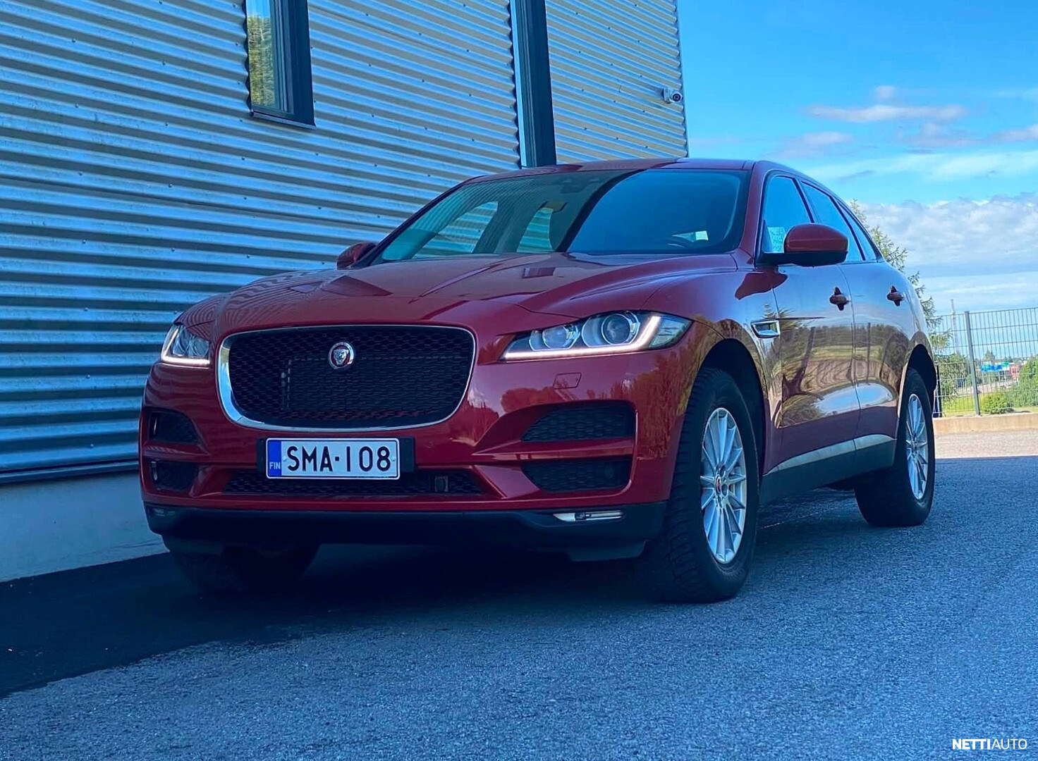 Jaguar F-Pace