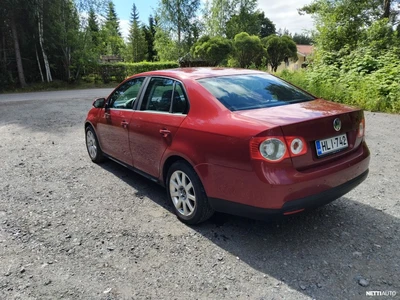 Volkswagen Jetta 2008, photo 3/10