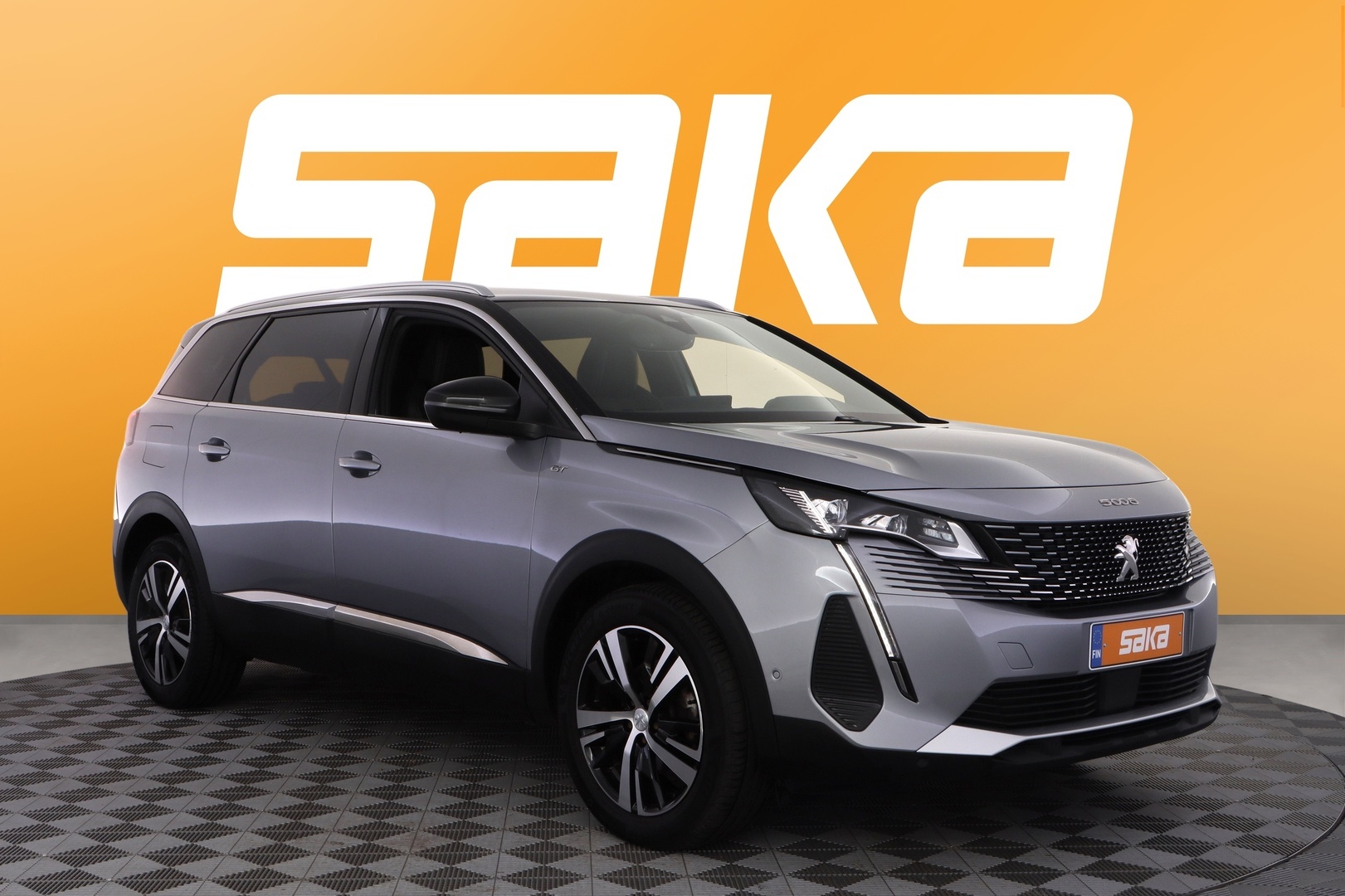 Peugeot 5008 GT PureTech 130 EAT8-automaatti 7-PAIKKAINEN