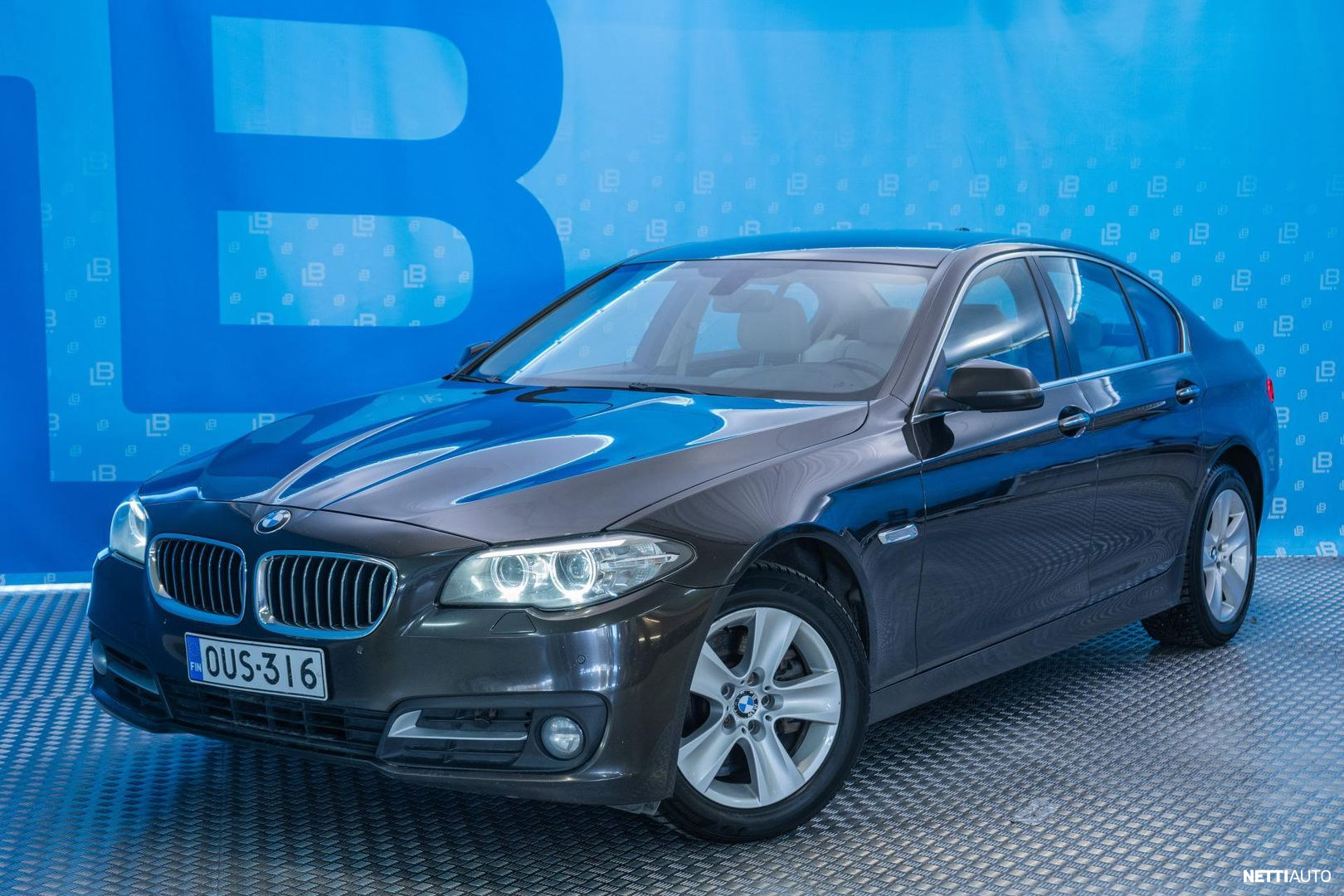 BMW 520