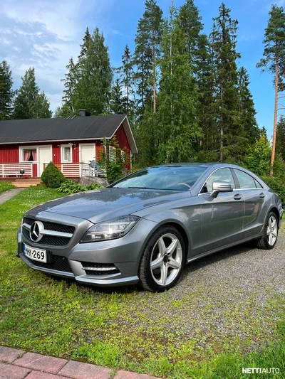 Mercedes-Benz CLS 2012, kuva 1/12
